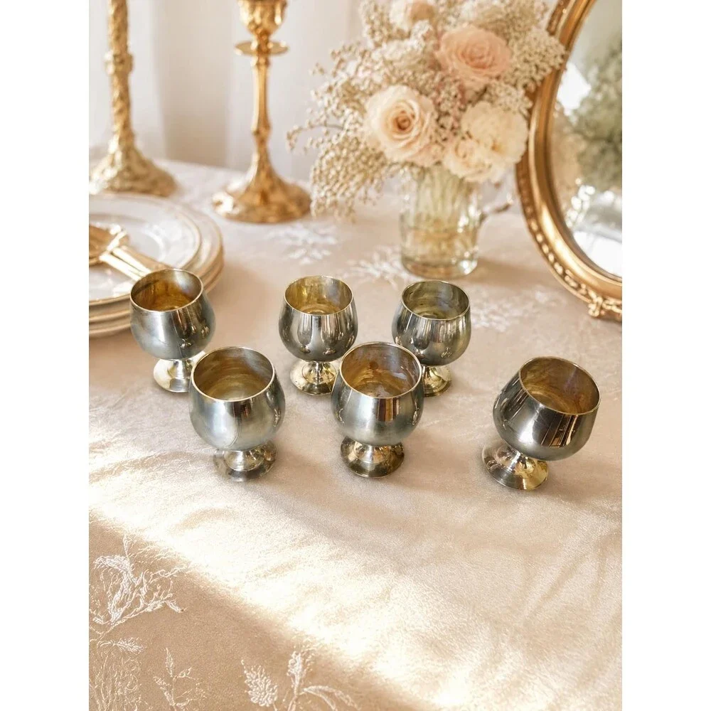 Unbranded charming vintage
